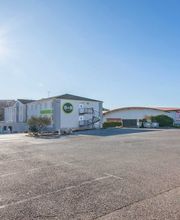 B&B HOTEL Aix-en-Provence Meyreuil Sainte-Victoire image 12