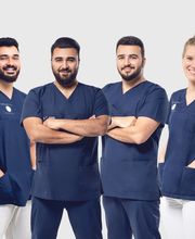 Zahnärzte-Team - Zahnarztpraxis Hannover zak10