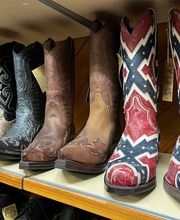 Western- und Army-Shop Bild 2