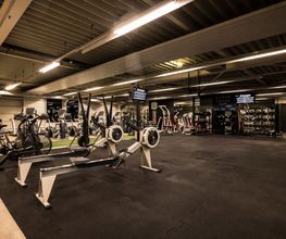 Fitness First Göppingen Am Autohof - Geräte Training
