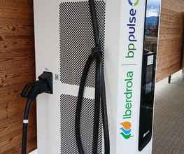 Iberdrola | bp pulse estación de recarga imagen 1