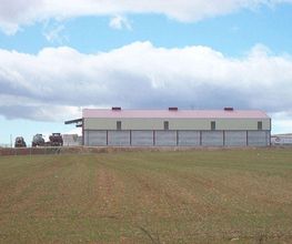 cerrajeria-cigosa-nave-agricola-01.jpg