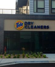 Tide Cleaners image 19