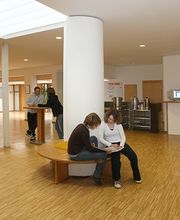 ulmkolleg Berufsfachschulen, Weiterbildungsintitute Bild 2