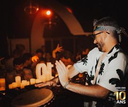 Duplex Club image 15