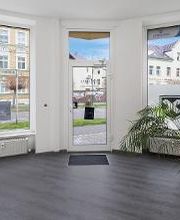 Herzlich willkommen in unserem Empfangsbereich.