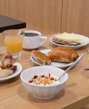 B&B HOTEL Maubeuge Louvroil image 8