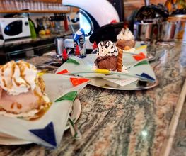 Eiscafe Venezia Roding Bild 3