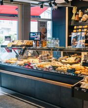 Junge Die Bäckerei. Bild 7