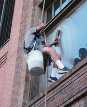 HK Vision Services GmbH Bild 1