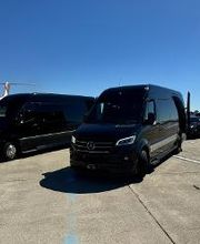 MGL Limo - Executive Black Car image 19