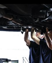 OFFICINE PIAZZA Castrol Service immagine 9