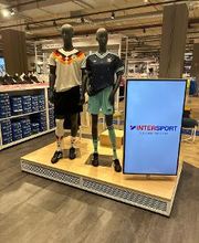 INTERSPORT Voswinkel Limbecker Platz Bild 19