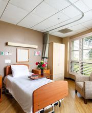 Berkley East Healthcare Center image 3