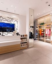 Lacoste Toulouse image 13