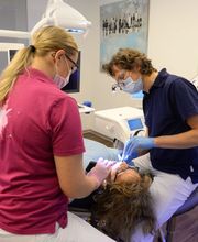 Dr. med. dent. Gottschlich Martin Bild 11