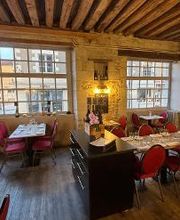 Logis Hôtel le Puits Doré image 10