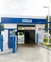 Get a car wash at the Splash In located at 7274 Mechanicsville Tpke, Mechanicsville, VA! Don’t forget to grab some food inside!