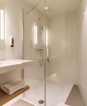 B&B HOTEL Lille Lillenium Eurasanté image 6