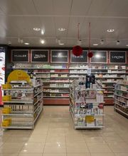 interieur-sun-store-versoix