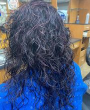 Fantastic Sams Cut & Color Lavernia image 9