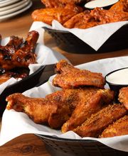 Hickory Tavern image 19