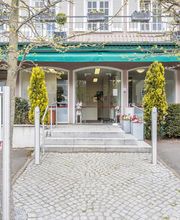 Tierarzt Dr. Jasmin Riemel Bonn