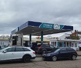 Tankstelle am E Center Bild 1