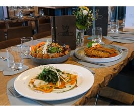 Phoenix Kitchen & Bar Bild 1