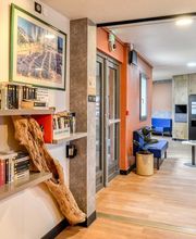 B&B HOTEL Montpellier Sud Lattes image 1