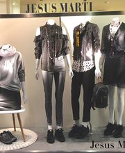JESUS MARTÍ ropa y complementos imagen 12