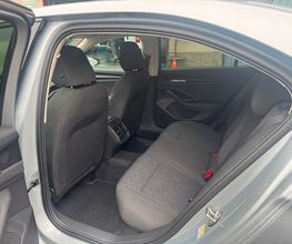12db77ff-fd3e-44e7-bdac-d5ade5abbe24.jpg