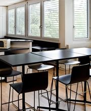 WISS Schulen für Wirtschaft Informatik Immobilien Bild 8