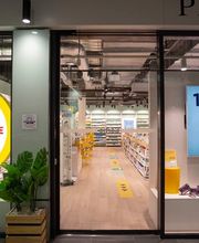 entree-pharmacie-sun-store-chene-bourg-ceva