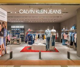 Calvin Klein Jeans immagine 1