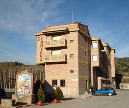 restaurante-tres-caminos-fachada-01.jpg