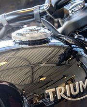 Triumph Bordeaux image 8