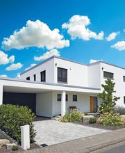 Schönes Massivhaus im Bauhausstil