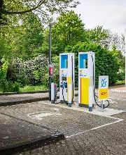 Shell Recharge Charging Station Bild 15