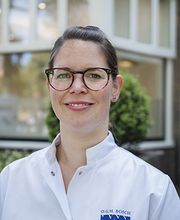 Manon, tandartsassistente