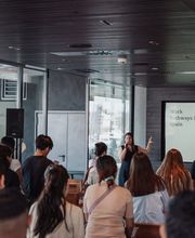 Paper Planes Immigration Services imagen 2