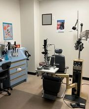 Malouf Eye Center image 5