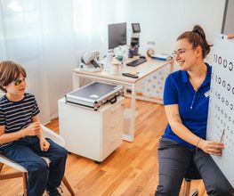 Sehschule für Kinder bei Prof. Dr. Thomas Bertelmann - Augenarztpraxis Wetzlar ocularis.pro