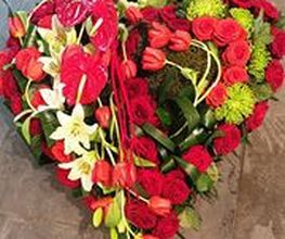 Marché Aux Fleurs image 2