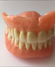 Hengartner Jürg, Zahnprothetik Bild 1