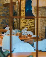 Emilie & Thomas image 1