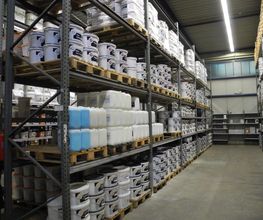Standortbild Innenraum Lager MEGA eG Garching, Großhandel für Maler, Bodenleger und Stuckateure