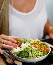Eat Salad image 10