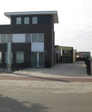 Maas Autobedrijf Dennis