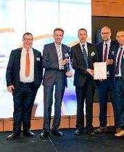 Das Unternehmen auric Hörsysteme hat in Brüssel den European
Innovation Impact Award 2017 für die beste Idee
im Gesundheitsmarkt gewonnen. ((© ideasEurope / DIII Susanne Mölle)